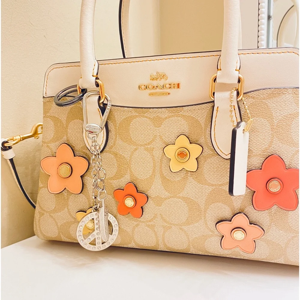 💰SOLD💰Rare NWOT Coach bag charm/keychain - Picture 13 of 13